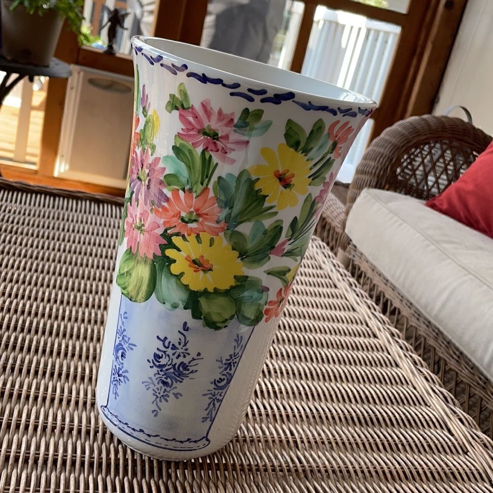 Made In Italy for Eddie Bauer Vase
